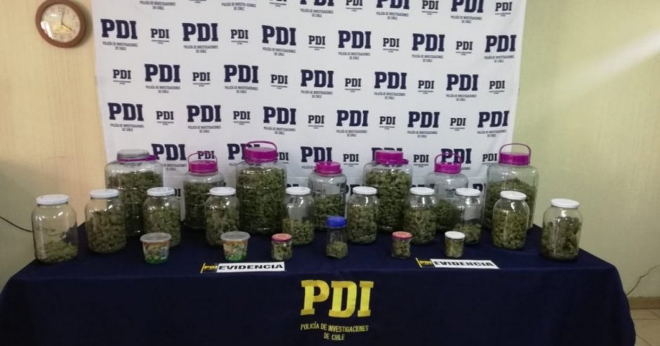 Se incautó 6 kilos 839 gramos de cannabis sativa y elementos asociados a este delito. (Foto: PDI)
